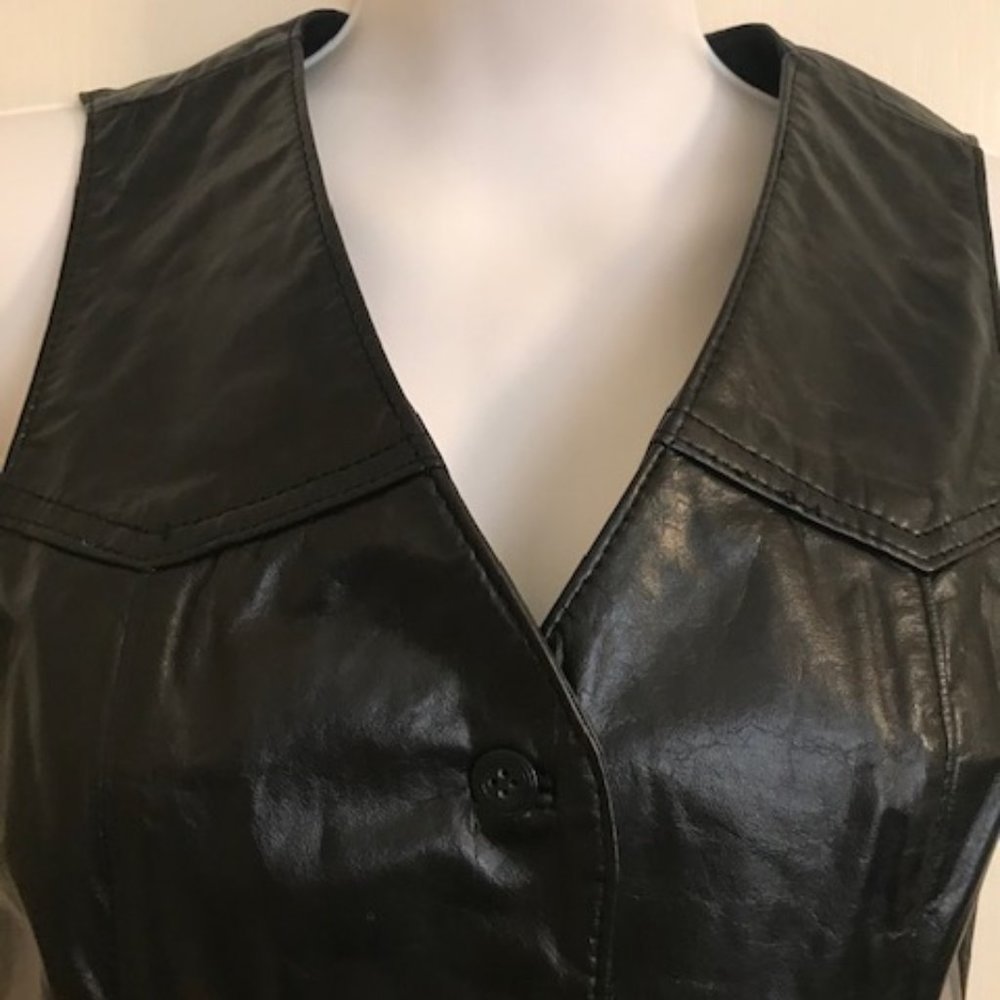 Black Leather Riding Vest - Picture 2 of 7